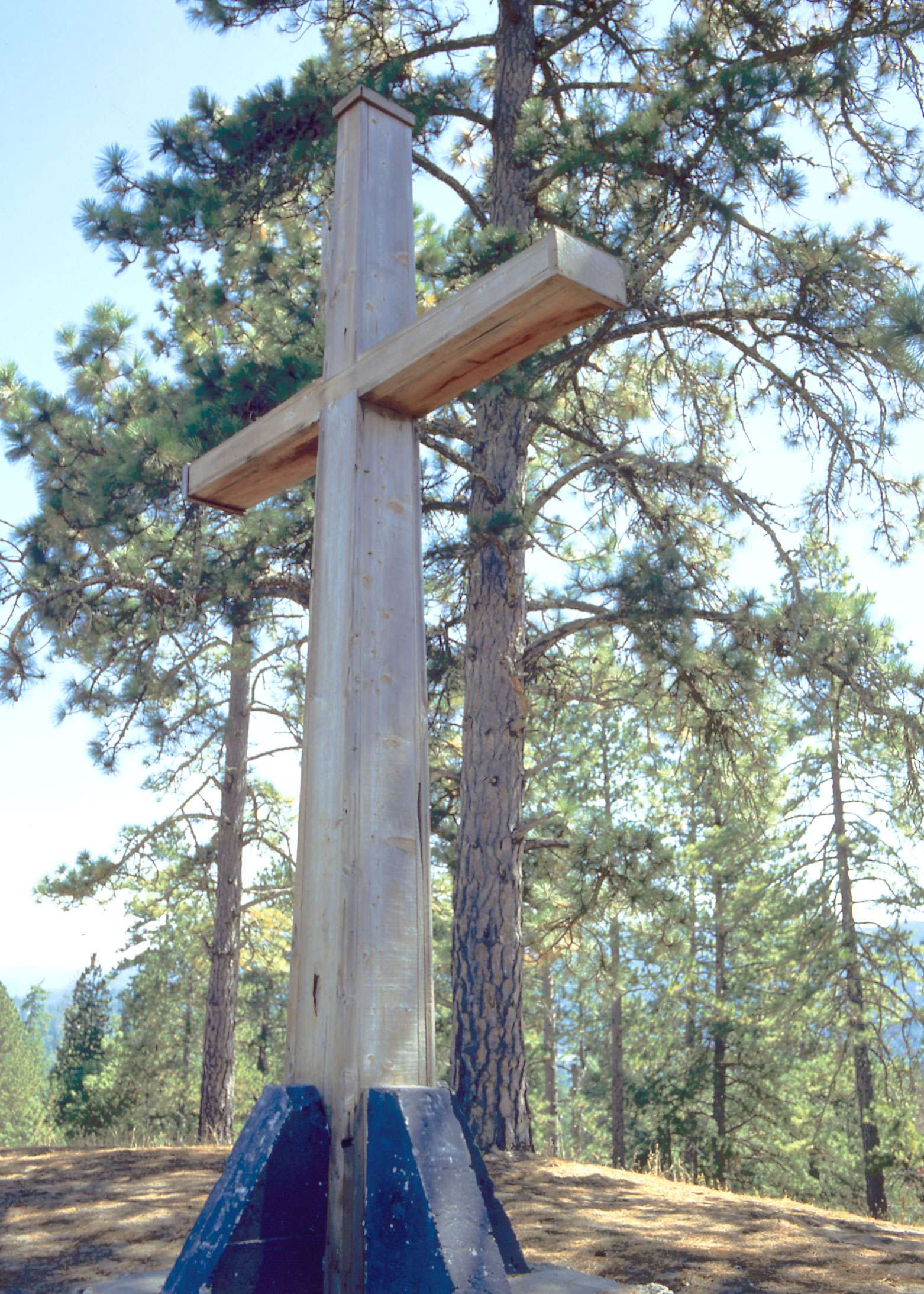 mount hermon ponderosa lodge cross